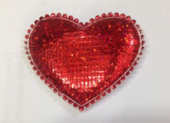 Сердце на липучке